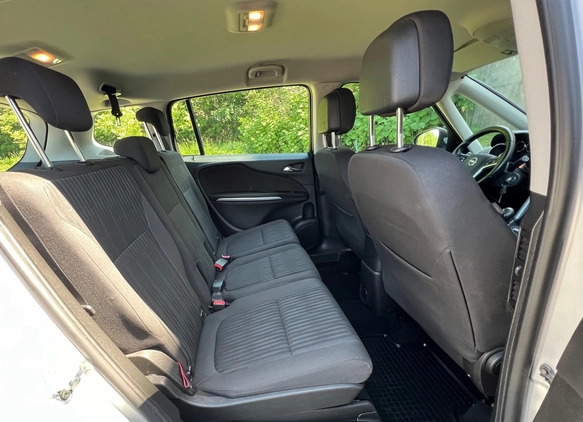 Opel Zafira cena 32900 przebieg: 183000, rok produkcji 2013 z Białogard małe 466
